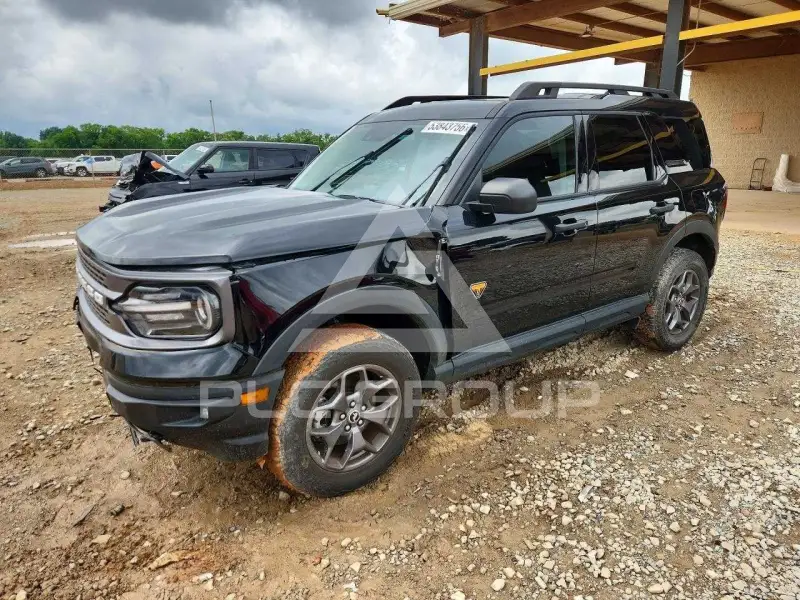 2023 Ford BRONCO фото