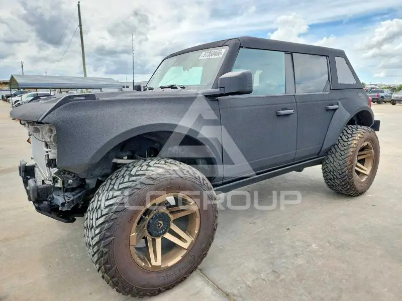 2023 Ford BRONCO фото