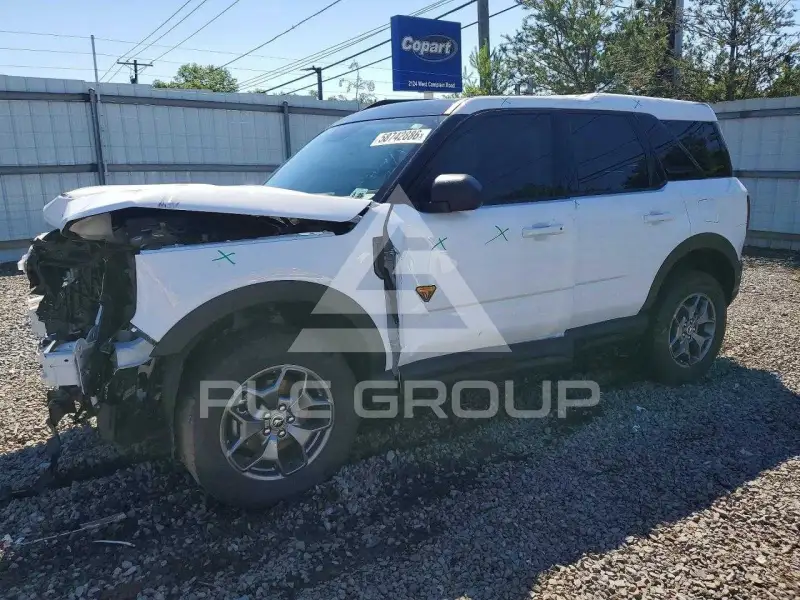 2023 Ford BRONCO фото