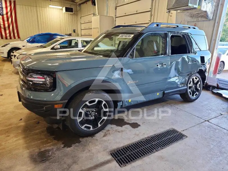 2023 Ford BRONCO photo