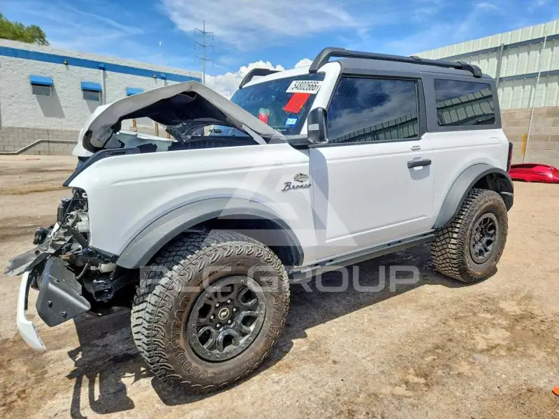 2023 Ford BRONCO photo