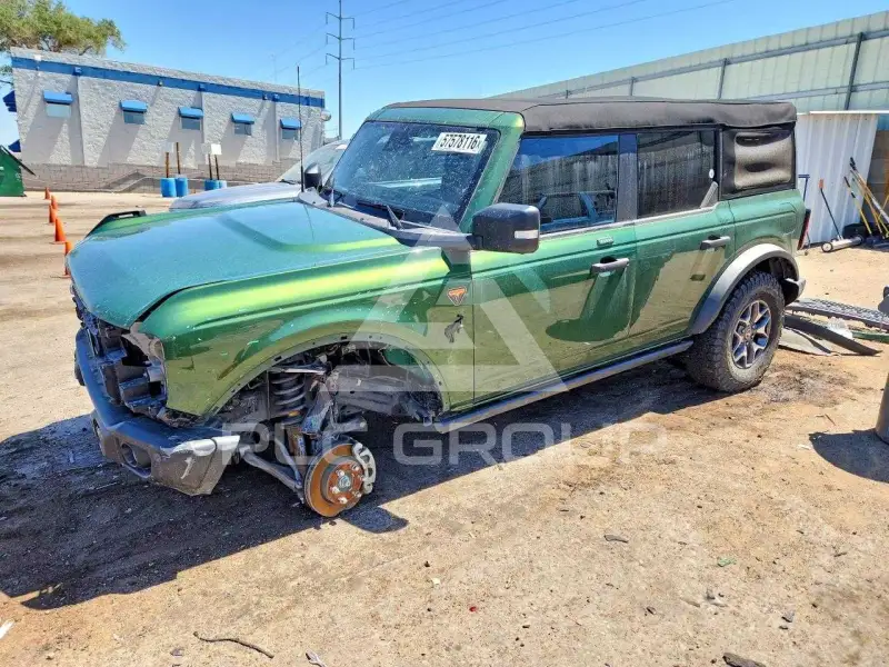2023 Ford BRONCO фото