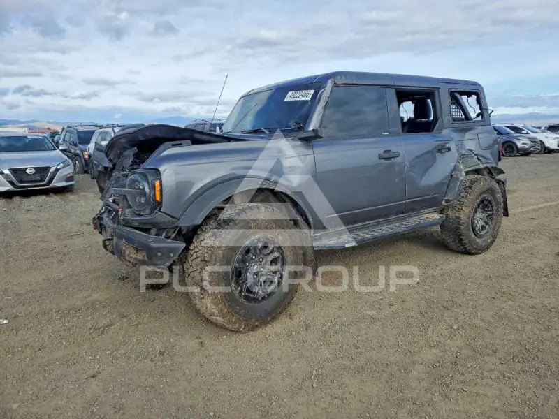 2023 Ford BRONCO фото