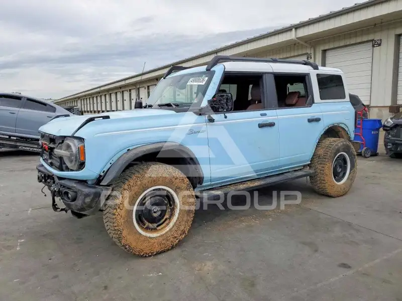 2023 Ford BRONCO фото
