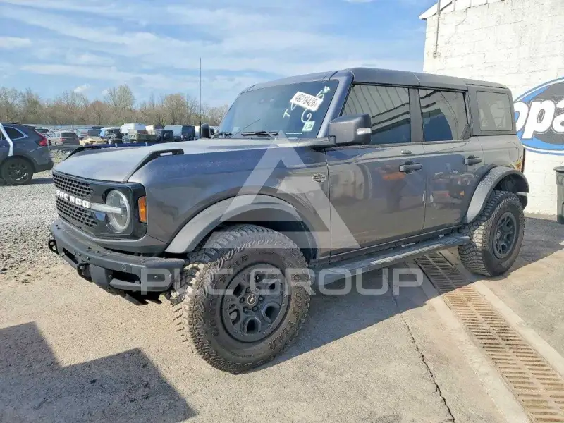 2023 Ford BRONCO фото