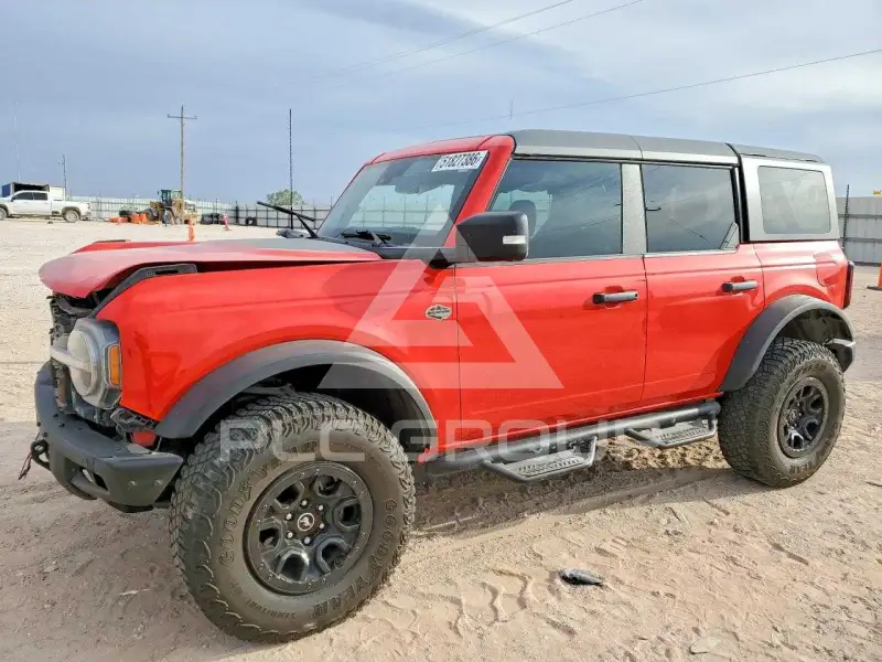 2023 Ford BRONCO фото