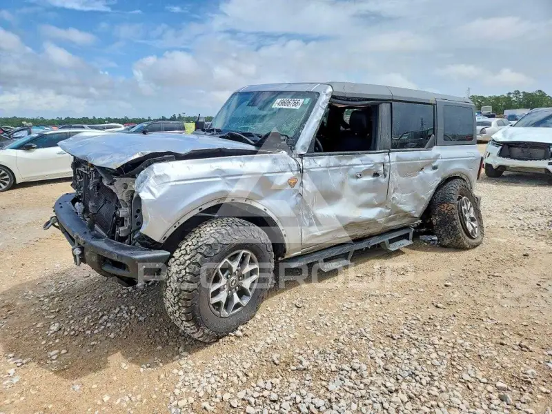 2023 Ford BRONCO фото