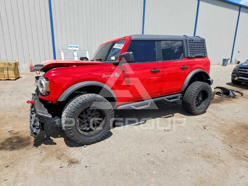 2023 Ford BRONCO фото