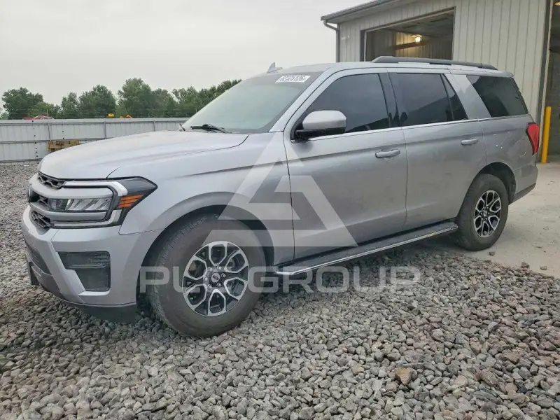 2023 Ford EXPEDITION photo