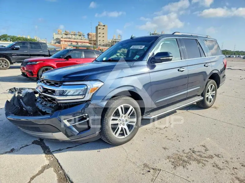 2023 Ford EXPEDITION photo