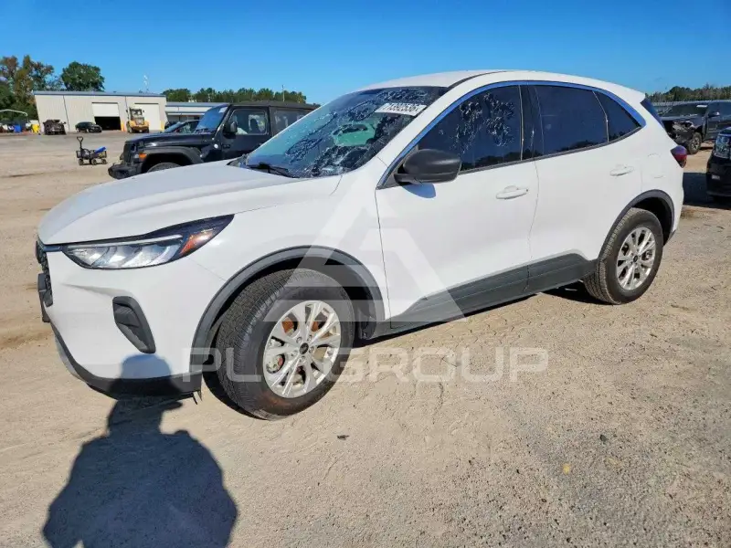 2023 Ford ESCAPE photo