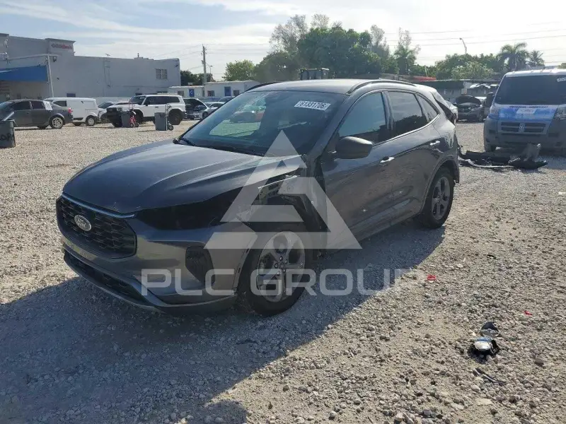 2023 Ford ESCAPE photo