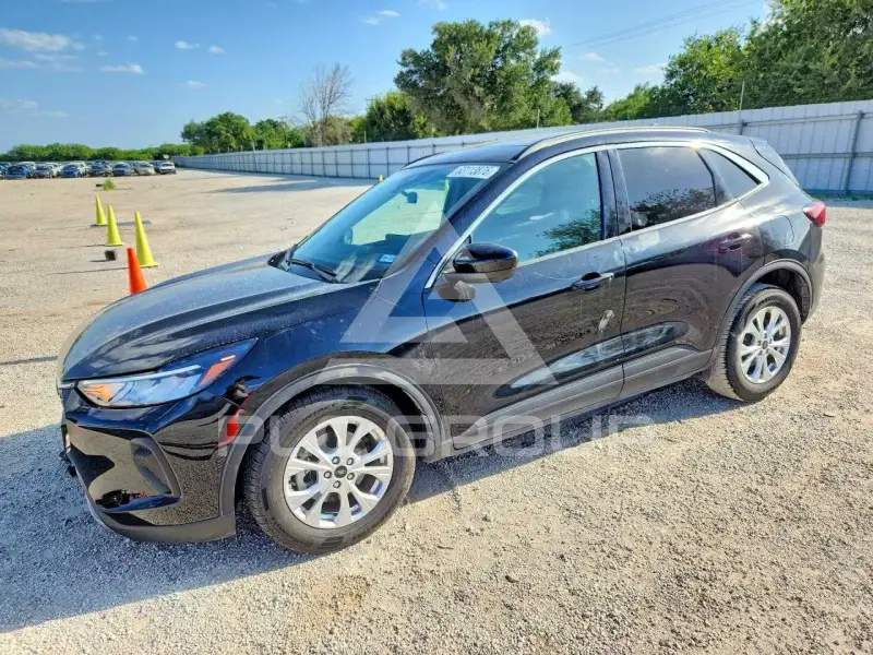 2023 Ford ESCAPE photo