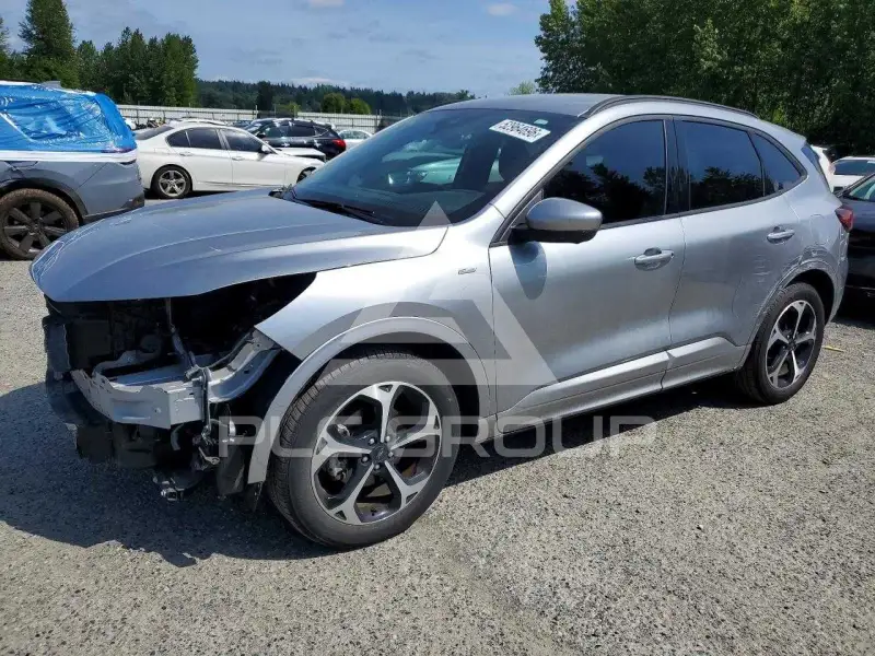 2023 Ford ESCAPE photo
