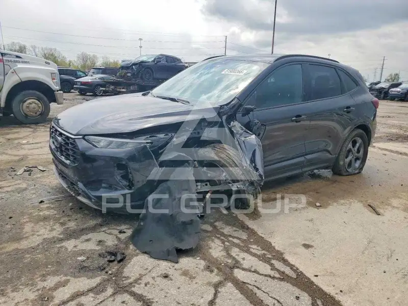 2023 Ford ESCAPE photo