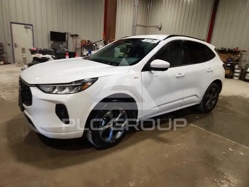 2023 Ford ESCAPE photo
