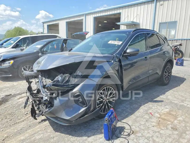 2023 Ford ESCAPE фото