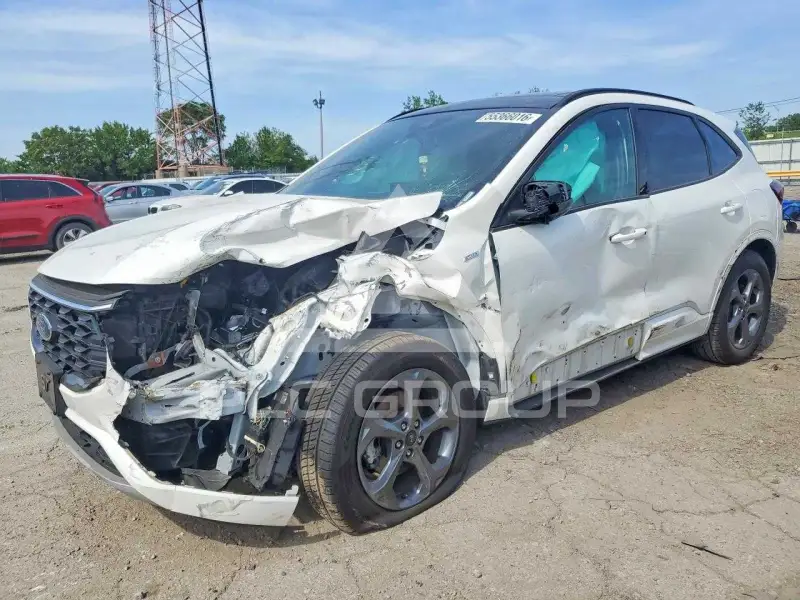 2023 Ford ESCAPE photo
