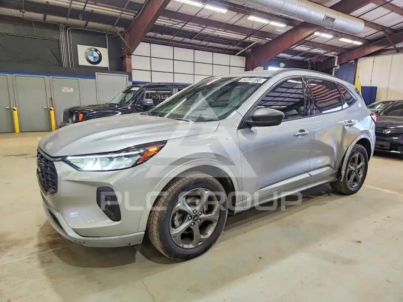 2023 Ford ESCAPE фото