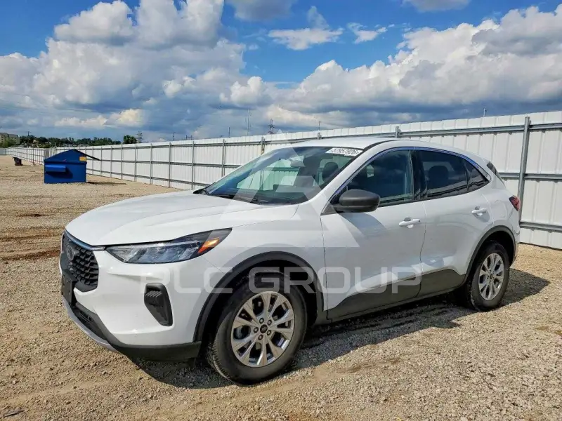2023 Ford ESCAPE photo