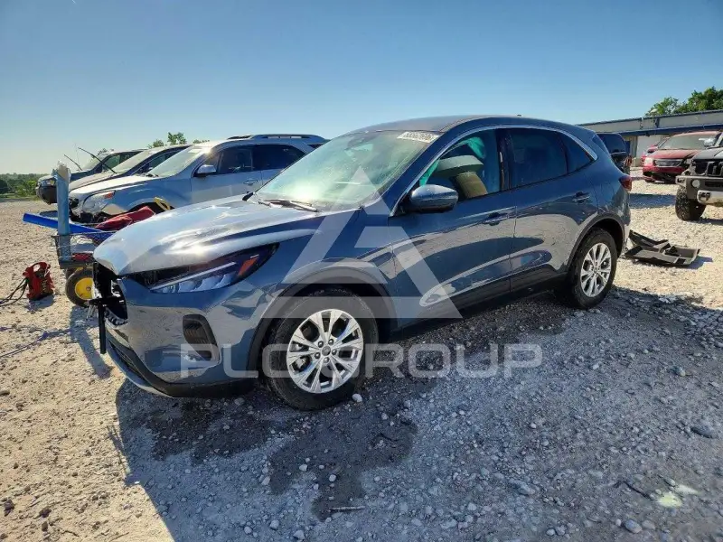 2023 Ford ESCAPE photo