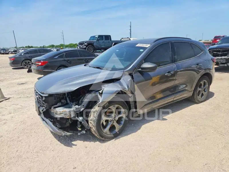 2023 Ford ESCAPE фото