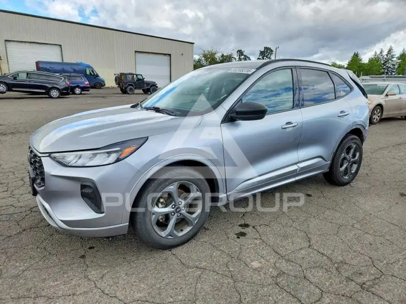 2023 Ford ESCAPE photo