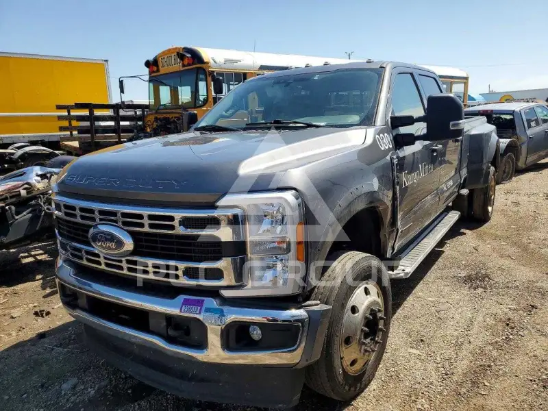 2023 Ford F-450 фото