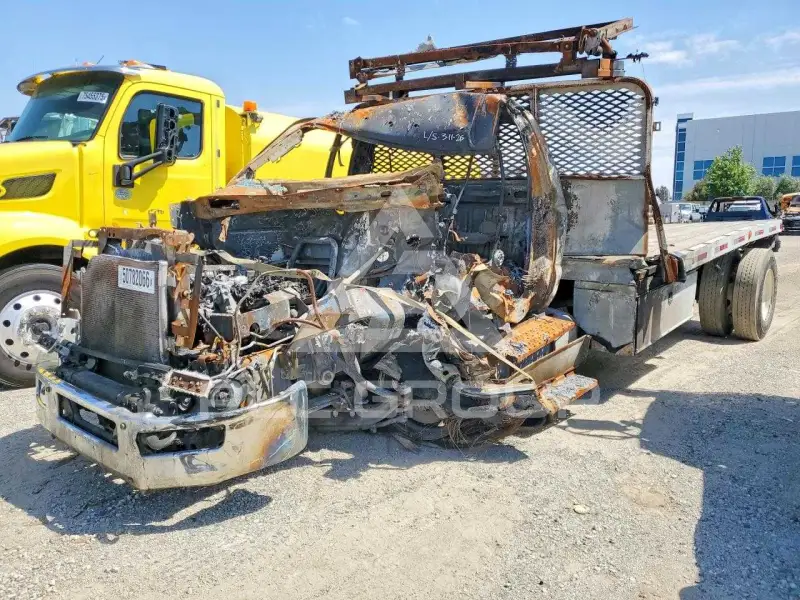 2023 Ford F-650 фото