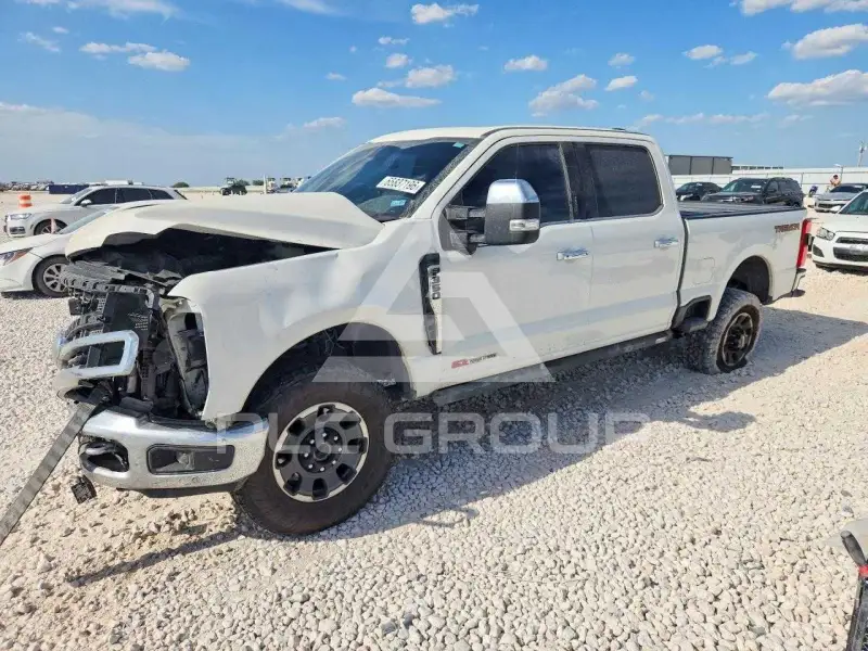 2023 Ford F-350 фото