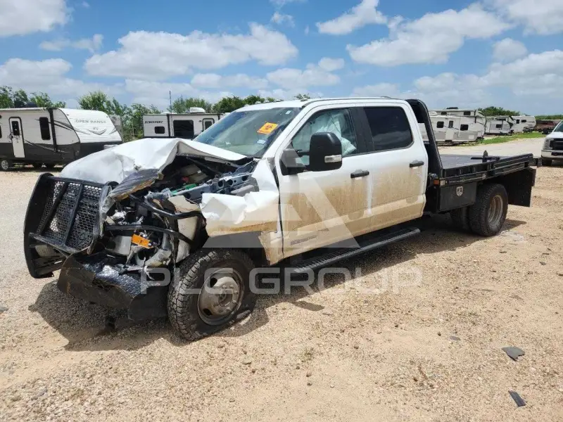 2023 Ford F-350 photo