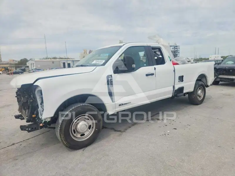 2023 Ford F-250 фото