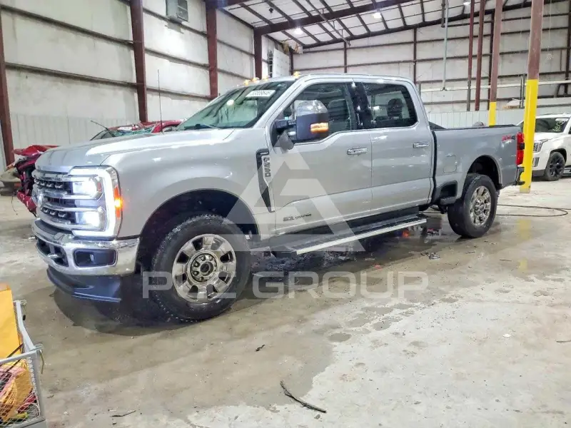 2023 Ford F-250 фото