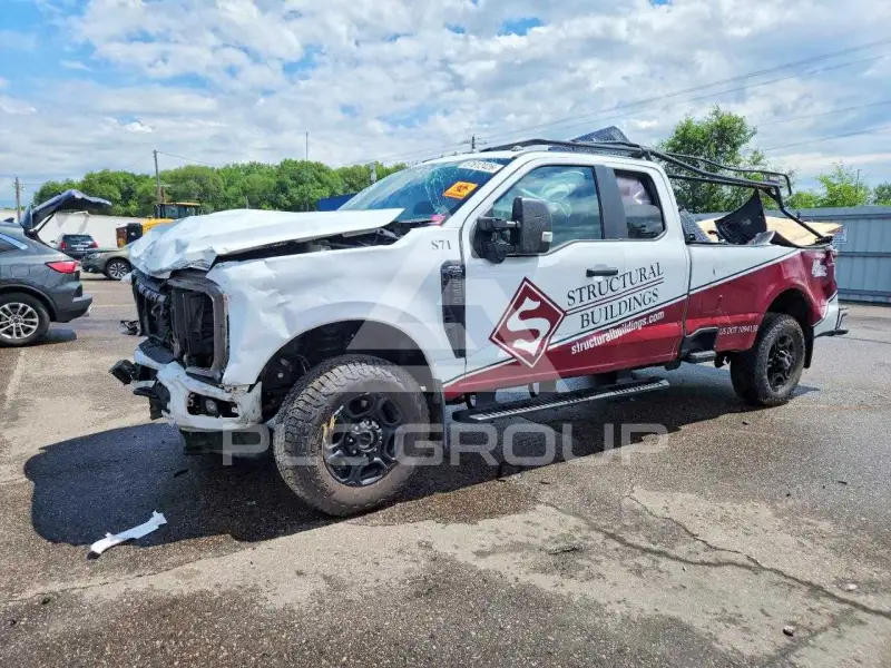 2023 Ford F-250 фото