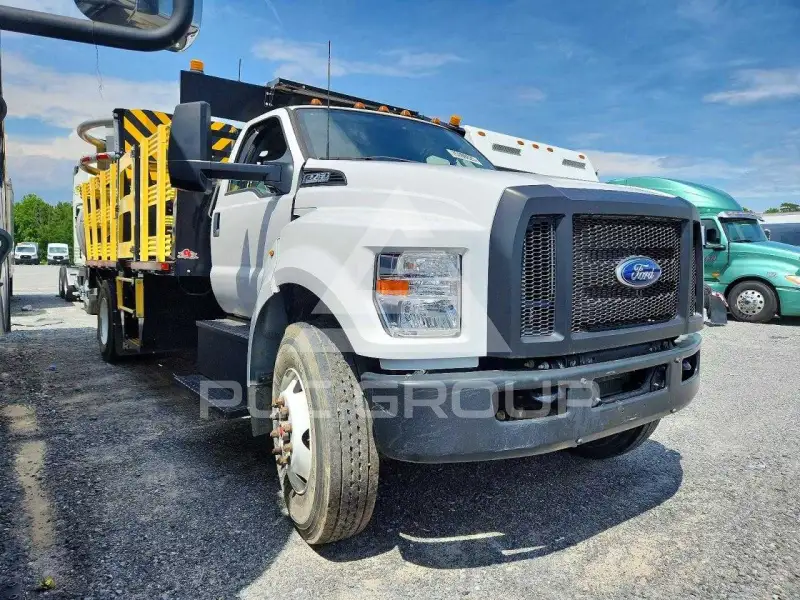 2023 Ford F-750 photo