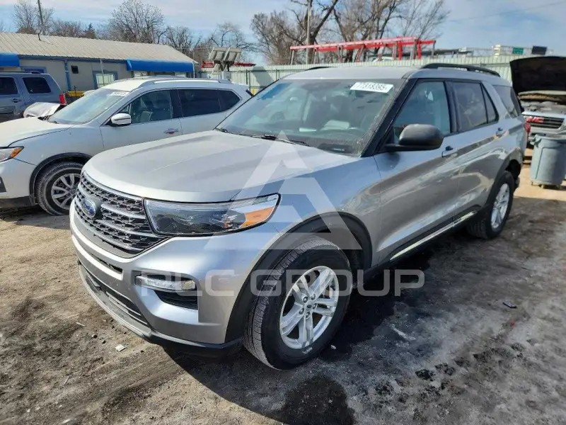 2023 Ford EXPLORER photo
