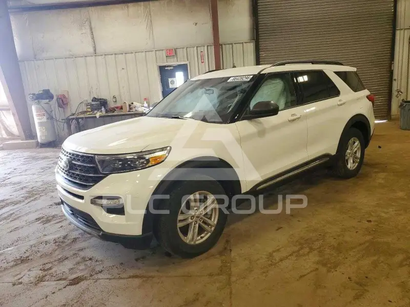 2023 Ford EXPLORER photo