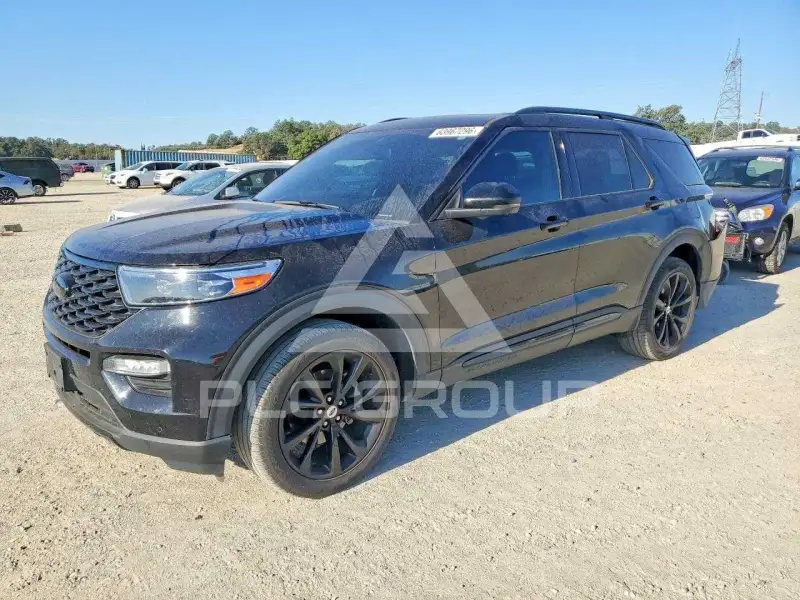 2023 Ford EXPLORER photo