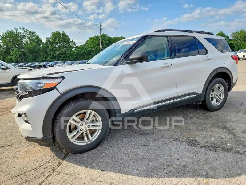 2023 Ford EXPLORER photo
