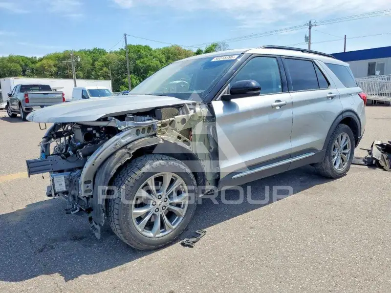 2023 Ford EXPLORER photo