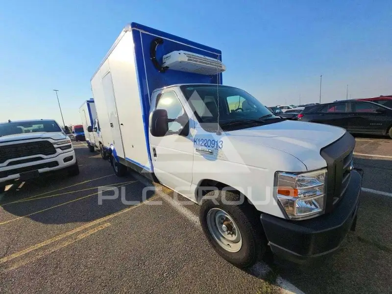 2023 Ford ECONOLINE фото