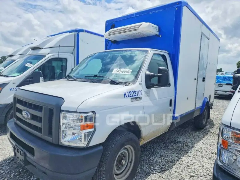 2023 Ford ECONOLINE фото