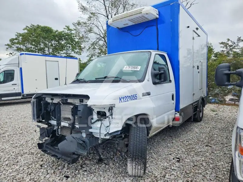 2023 Ford ECONOLINE фото