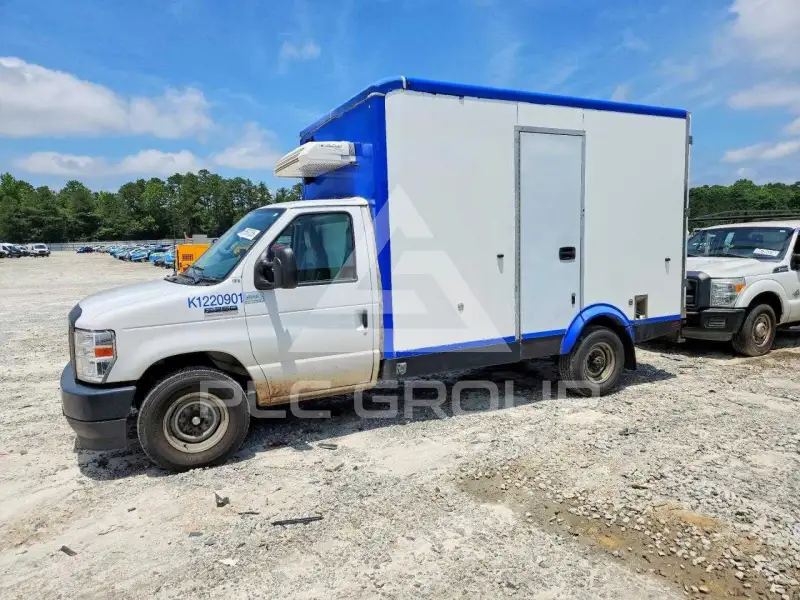 2023 Ford ECONOLINE фото