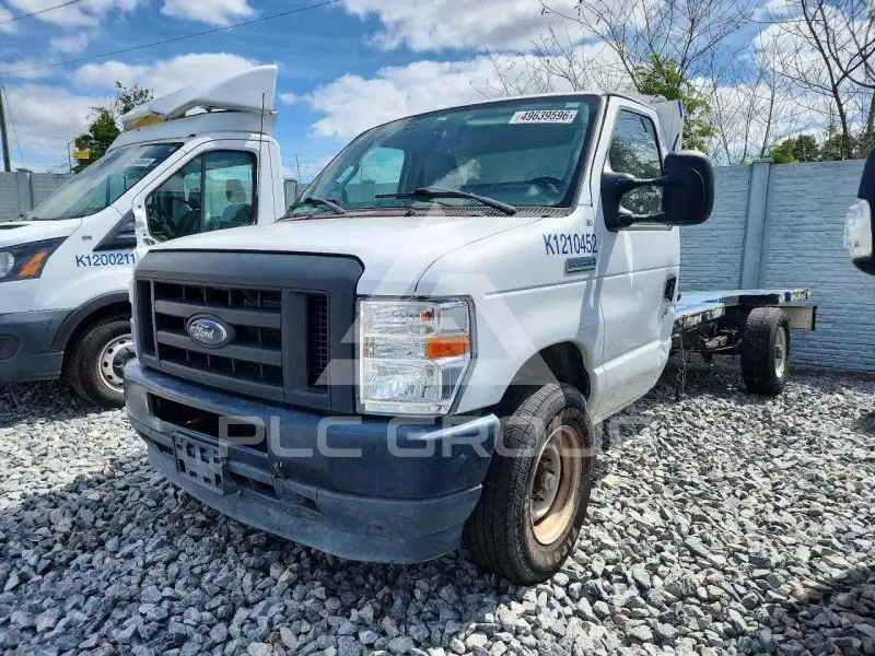 2023 Ford ECONOLINE фото