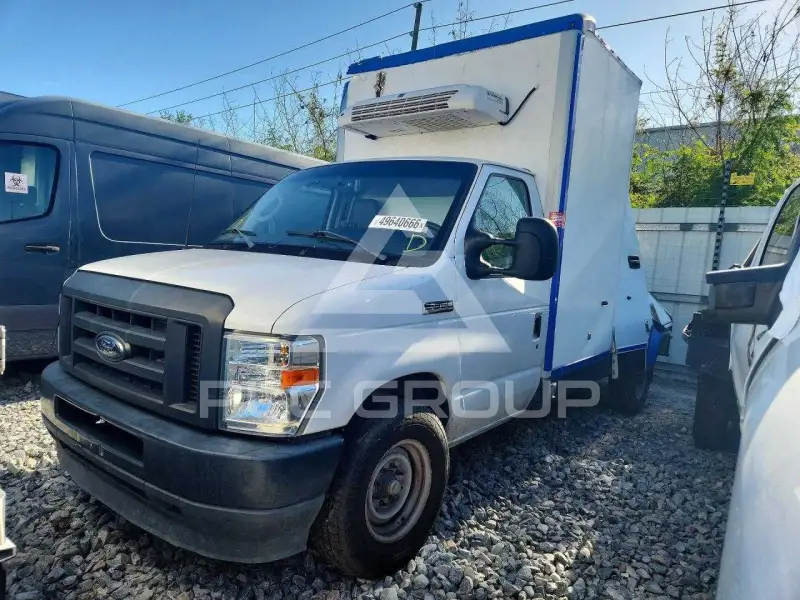 2023 Ford ECONOLINE фото