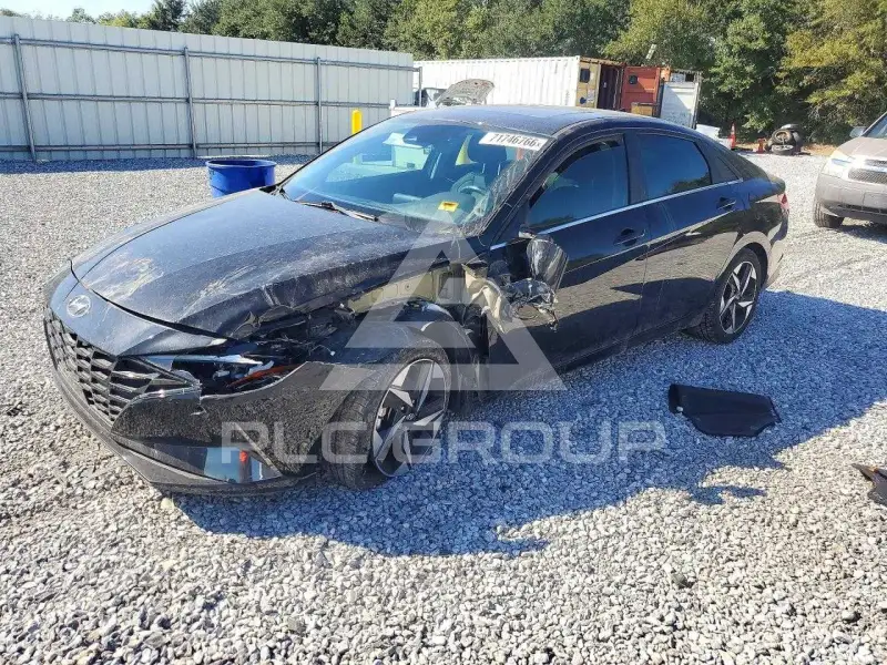 2023 Hyundai Elantra photo
