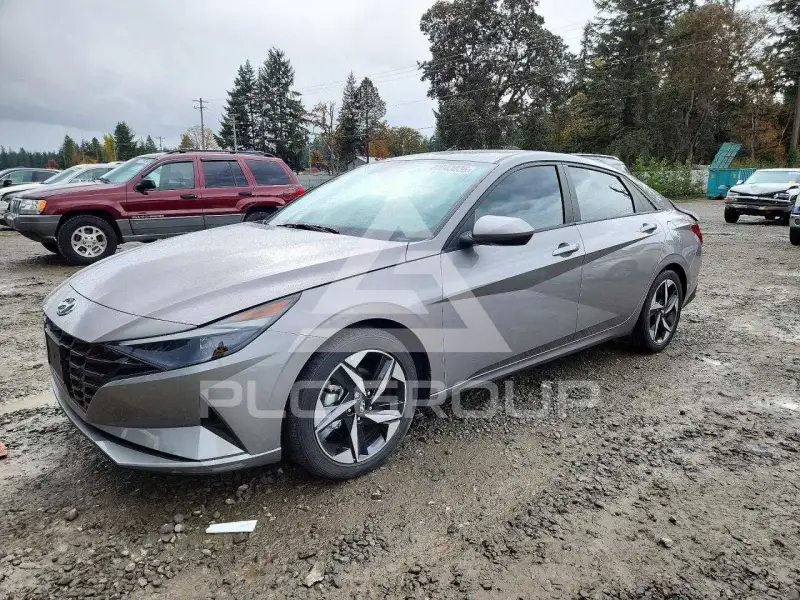 2023 Hyundai Elantra фото