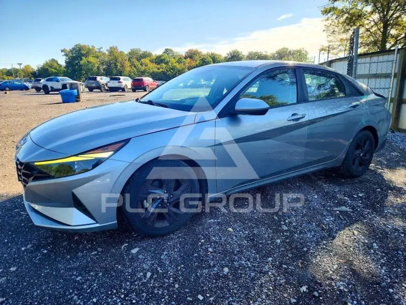 2023 Hyundai Elantra фото