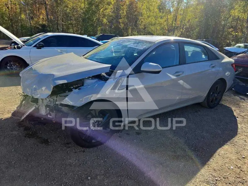 2023 Hyundai Elantra photo